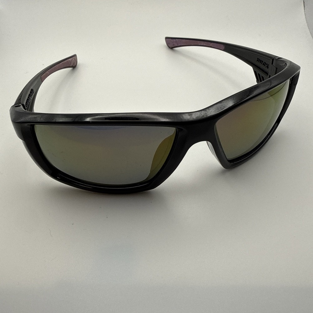 DUCK COMMANDER  Polarized Wrap Sport Sunglasses, Matte Black Accents